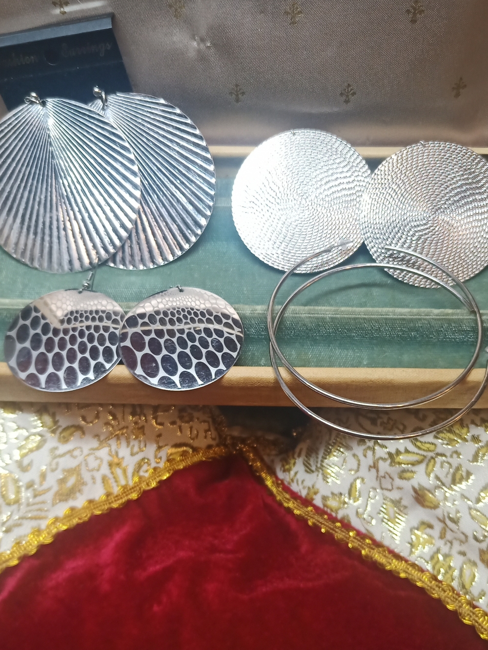 4 Women’s Silver-Tone Round Textured Hoop Earrings - Set of 4